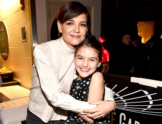 katie holmes suri cruise z100s jingle ball 2017