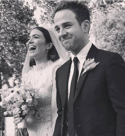 mandy moore taylor goldsmith wedding pic