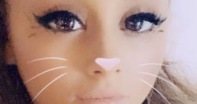 Ariana Grande se hizo un tatuaje en japonés mal escrito! LOL!