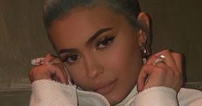 Kylie Jenner comprometida con Travis Scott?