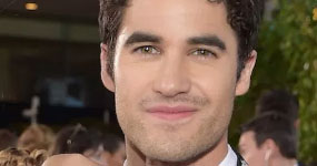 Darren Criss se casó con su novia Mia Swier!