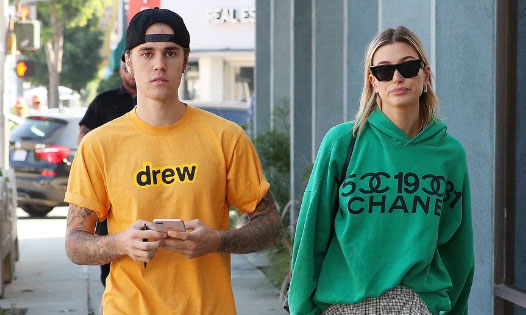 hailey justin walking around