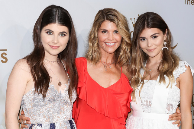 lori loughlin hijas