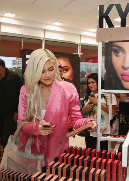 Kylie Jenner Kylie Jenner Launches Kylie Cosmetics