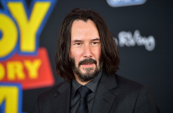 Keanu-Reeves-Premiere-Disney-Pixar-Toy-Story-4.jpg