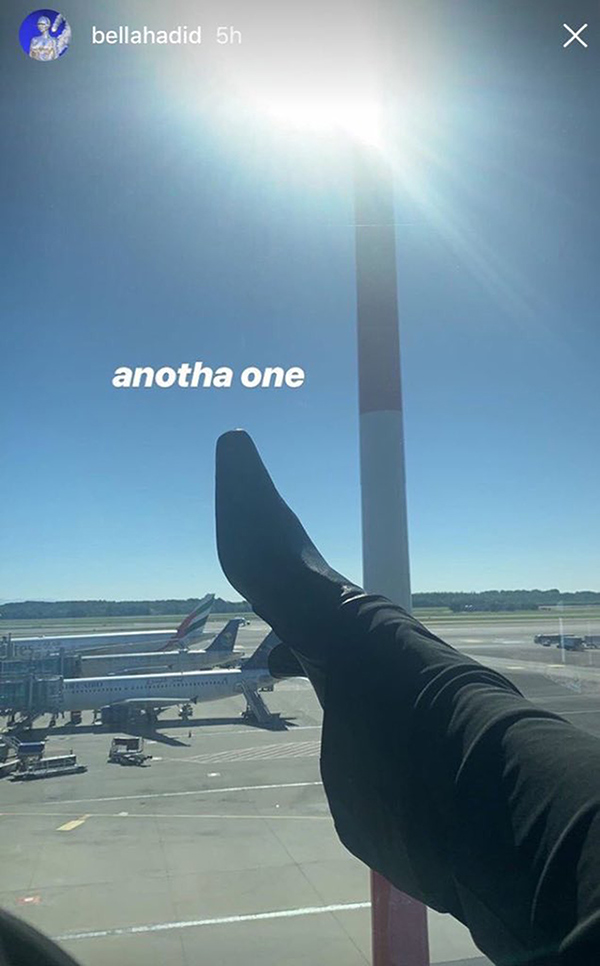 bella hadid Airport pic shoe