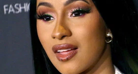 Cardi B enfrenta cargos de agresión por pelea en strip club