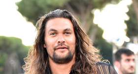 Jason Momoa GORDO, con cuerpo de papá, WTF? LOL!