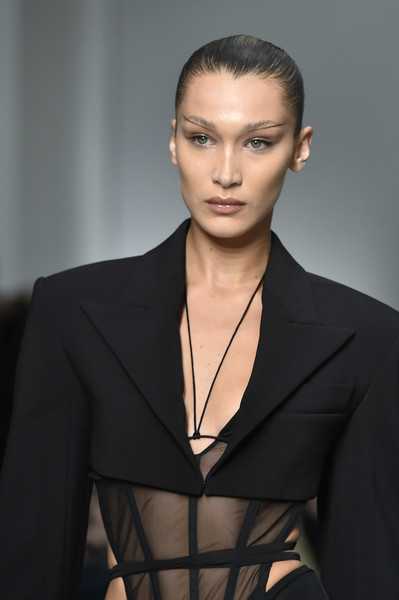 Bella Hadid Mugler Runway Paris Fashion Week