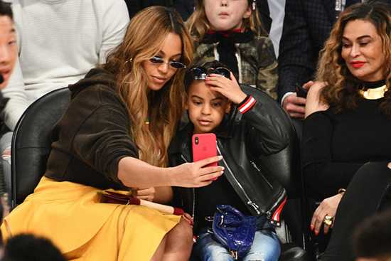 Bey Blue Ivy Carter Celebrities 67thNBA