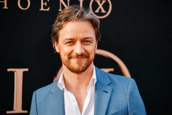 James McAvoy Premiere 20th Century Fox Dark