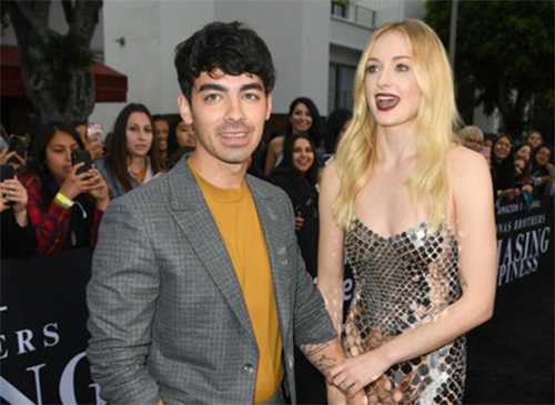 Sophie Turner embarazada