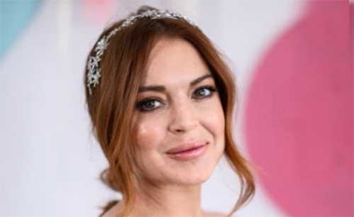 Lindsay Lohan anuncia que está de vuelta!