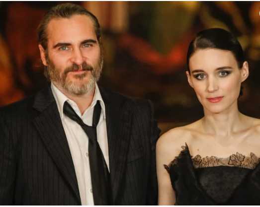 joaquin phoenix rooney mara preggo