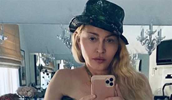 madonna muletas selfie