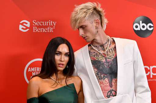 megan fox machine gun kelly amas2020