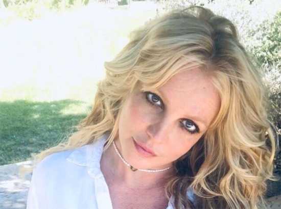 Britney Spears se cortó el cabello tiene nuevo look