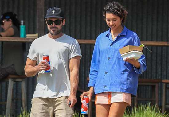 Zac Efron y Vanessa Valladares terminaron