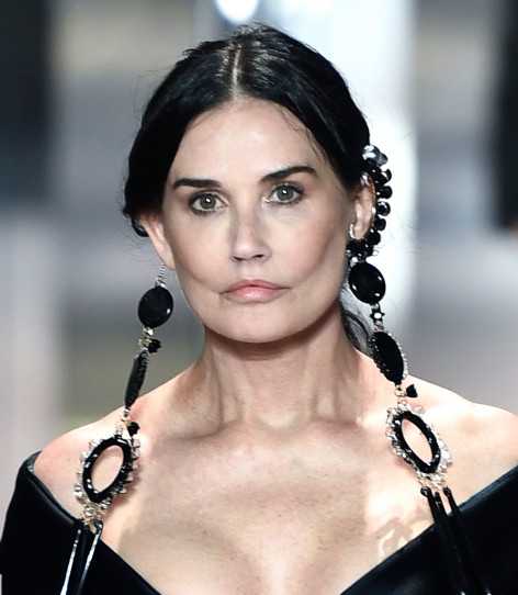 demi moore plastic surgery transformation 12