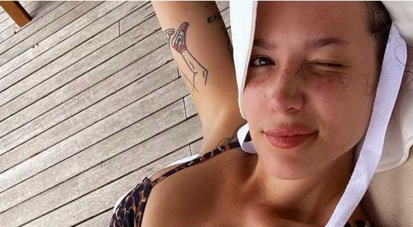 Halsey anuncia embarazo