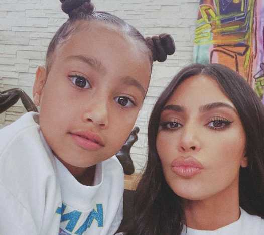 Kim Kardashian comparte pintura hecha por su hija North