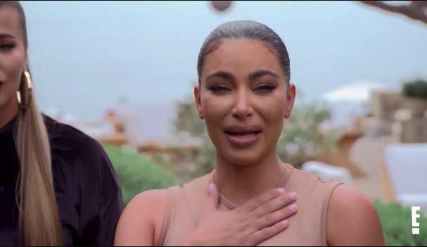 kim llorando por el final