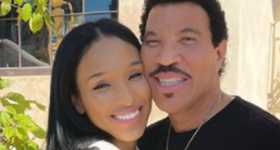 Lionel Richie y su novia Lisa Parigi una gran diferencia de edad