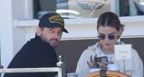 Lucy Hale y Skeet Ulrich besándose! New Couple Alert!