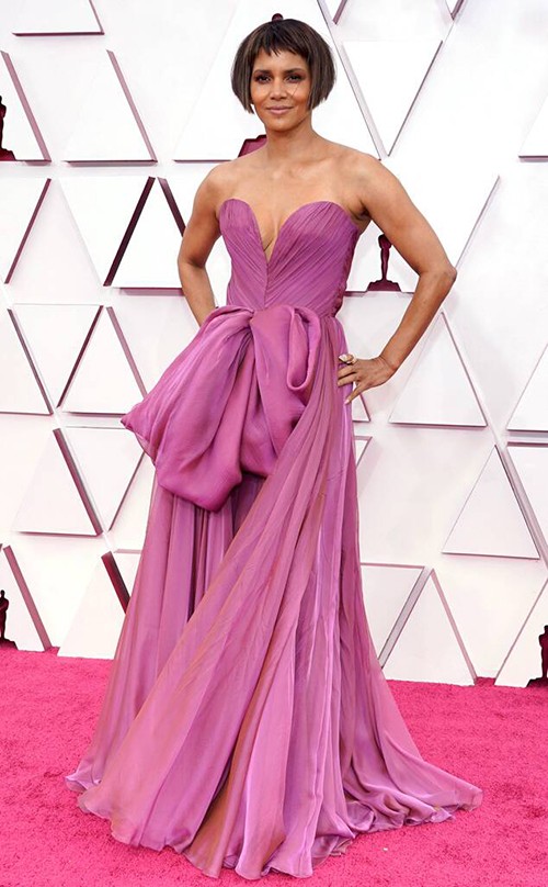 halle berry oscars 2021 rc