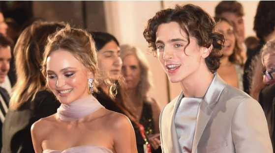 Timothee Chalamet y Lily-Rose Depp de shopping