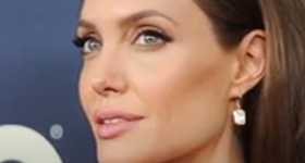Angelina Jolie decepcionada porque Brad obtuvo la custodia compartida