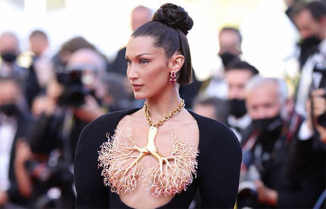 Bella Hadid y su vestido en Cannes