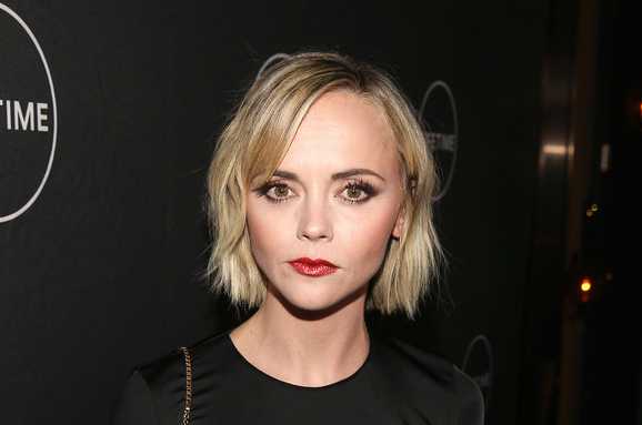 Christina Ricci muestra su baby bump!