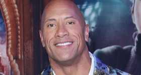 Dwayne La Roca Johnson se ducha 3 veces al día