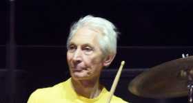 Baterista de Rolling Stones Charlie Watts muere a los 80