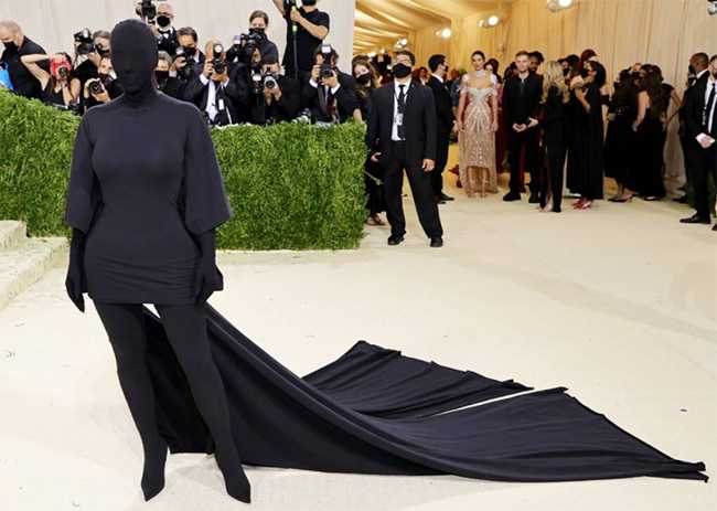 Kim Kardashian el MEME del Met Gala 2021