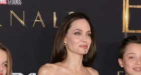 Angelina Jolie llevó a sus brangelinos a la premier de Eternals