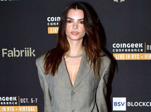 Emily Ratajkowski explica por que no habló antes de su incidente con Robin Thicke