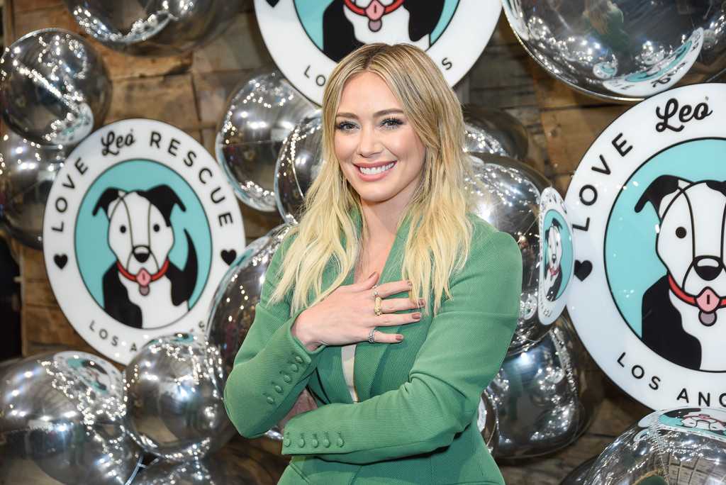 Hilary Duff perforo las orejas a su bebita y espera que la critiquen