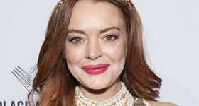 Lindsay Lohan irreconocible en foto de su nueva película de Netflix