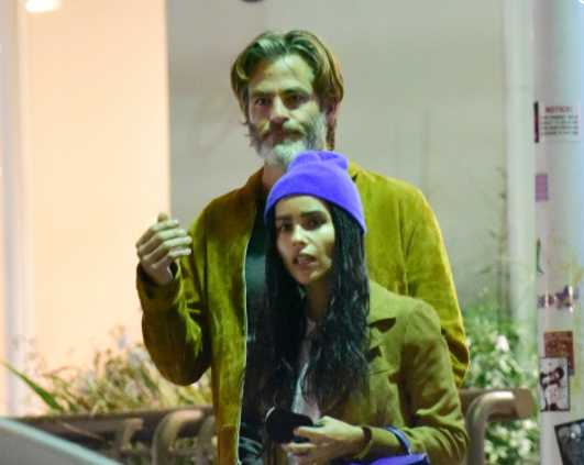 Zoe Kravitz cenando con Chris Pine 