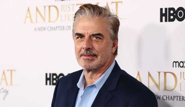 Chris Noth acusado de agresión por una tercera mujer