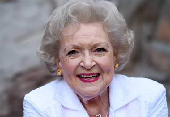 betty white murio causas naturales