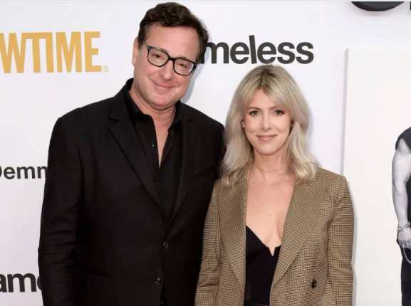 Bob Saget y su esposa Kelly Rizzo