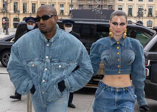 Kanye West y Julia Fox debutan en el Paris Fashion Week