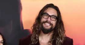 Jason Momoa dice que él y Lisa Bonet todavía son familia