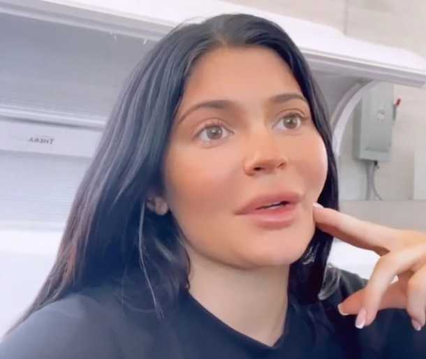 kylie post partum issues