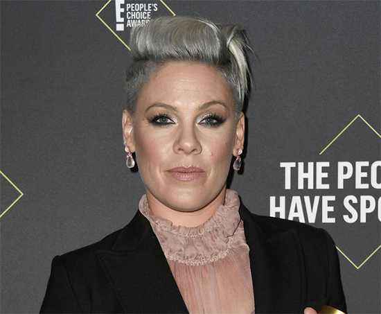 Pink se burla de Rolling Stone magazine