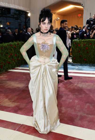 billy eilish met gala