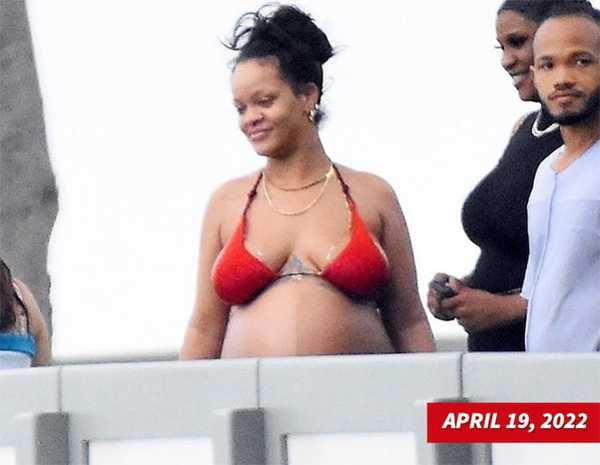 rihanna preggo abril 2022